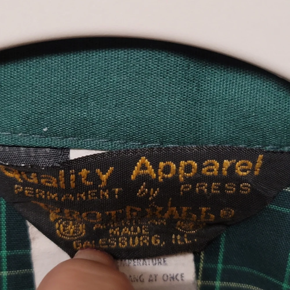 Vintage John Deere Snap Short Sleeve Green Plaid Shirt - Picture 8 of 9